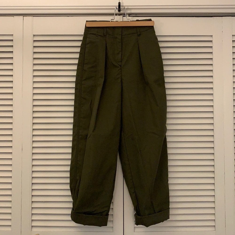 Aritzia Wilfred Off-Duty pants